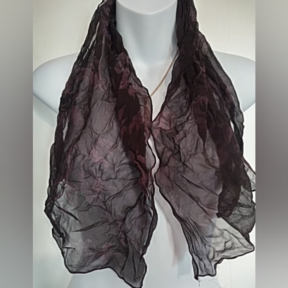 🛍️ BUNDLE ONLY 🛍️ BURGUNDY AND BLACK SHEER SCARF - Picture 3 of 6